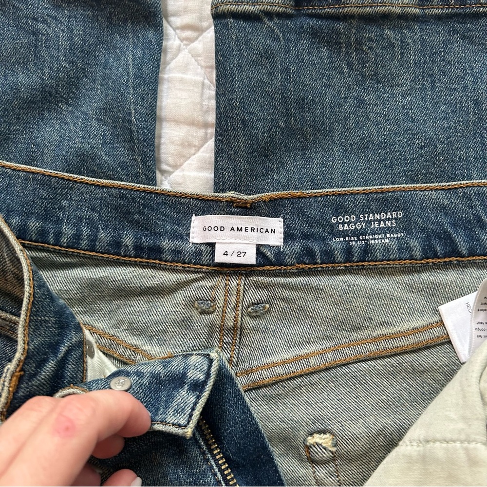 Good American Good Standard High-Rise Baggy Jeans in Dark Denim - Picture 7 of 14